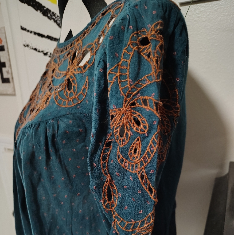 Free People Everything I Know Embroidered Cuteork Teal Peasant Top Women's XS - Picture 6 of 11